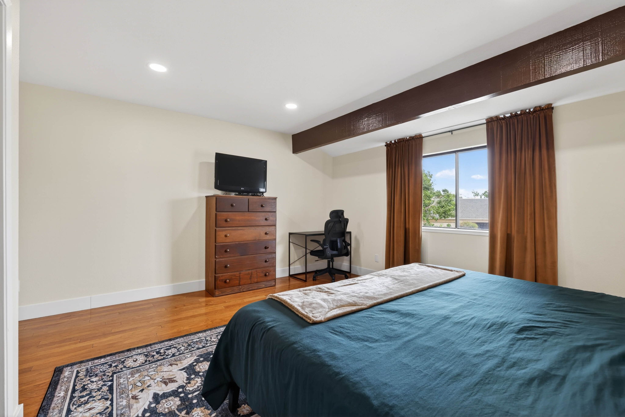 Primary bedroom